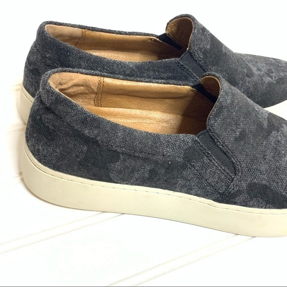 Frye Lena Camo Slip On Sneakers size 6.5 ~620 - Picture 7 of 16